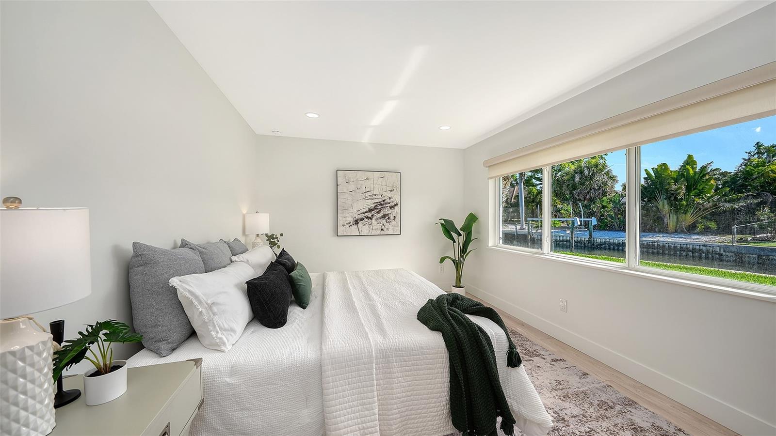 Image 40 of 96 For 339 Treasure Boat Way