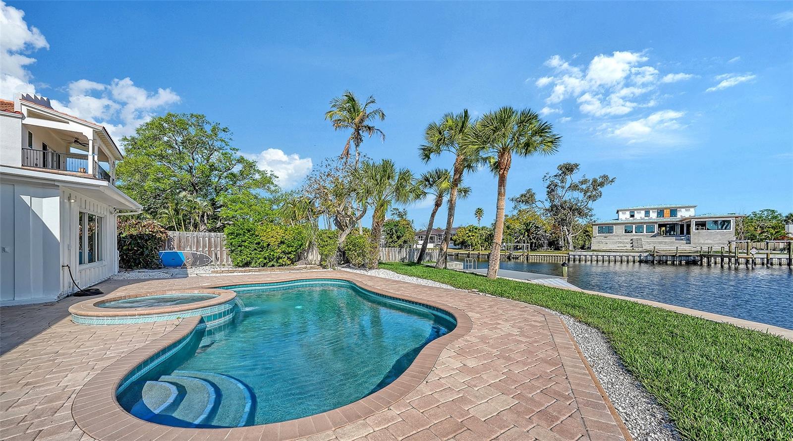 Image 52 of 96 For 339 Treasure Boat Way