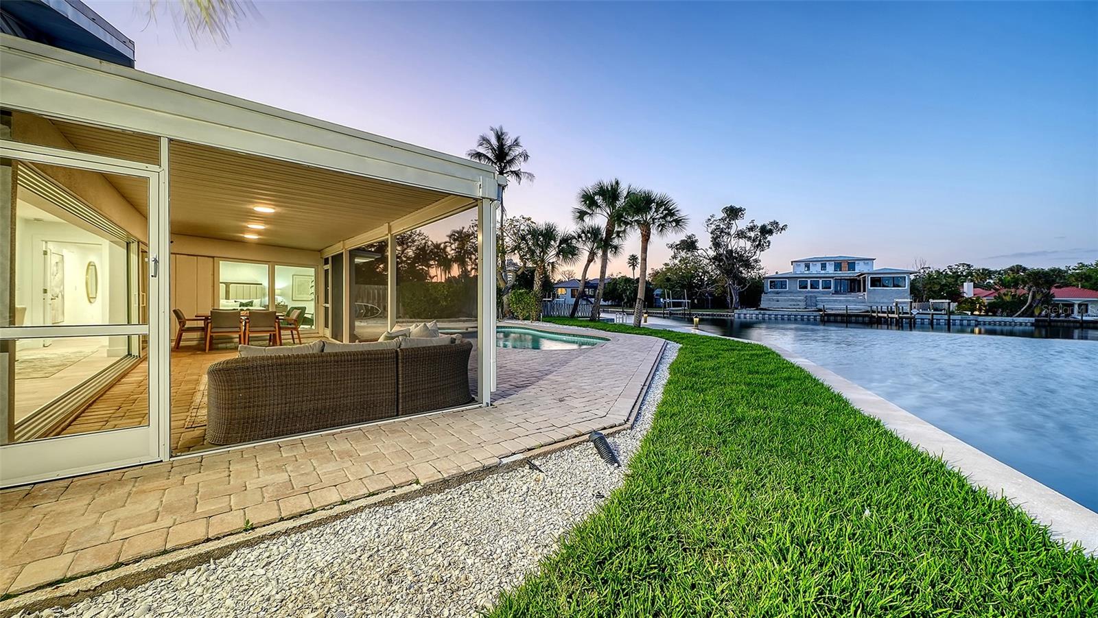 Image 65 of 96 For 339 Treasure Boat Way