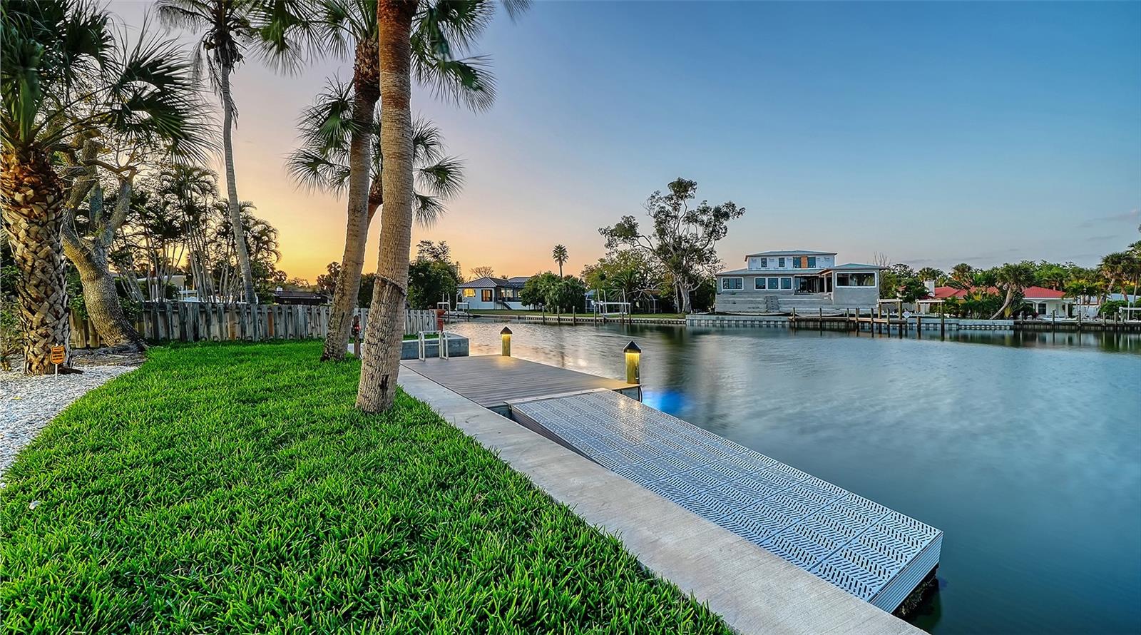 Image 75 of 96 For 339 Treasure Boat Way