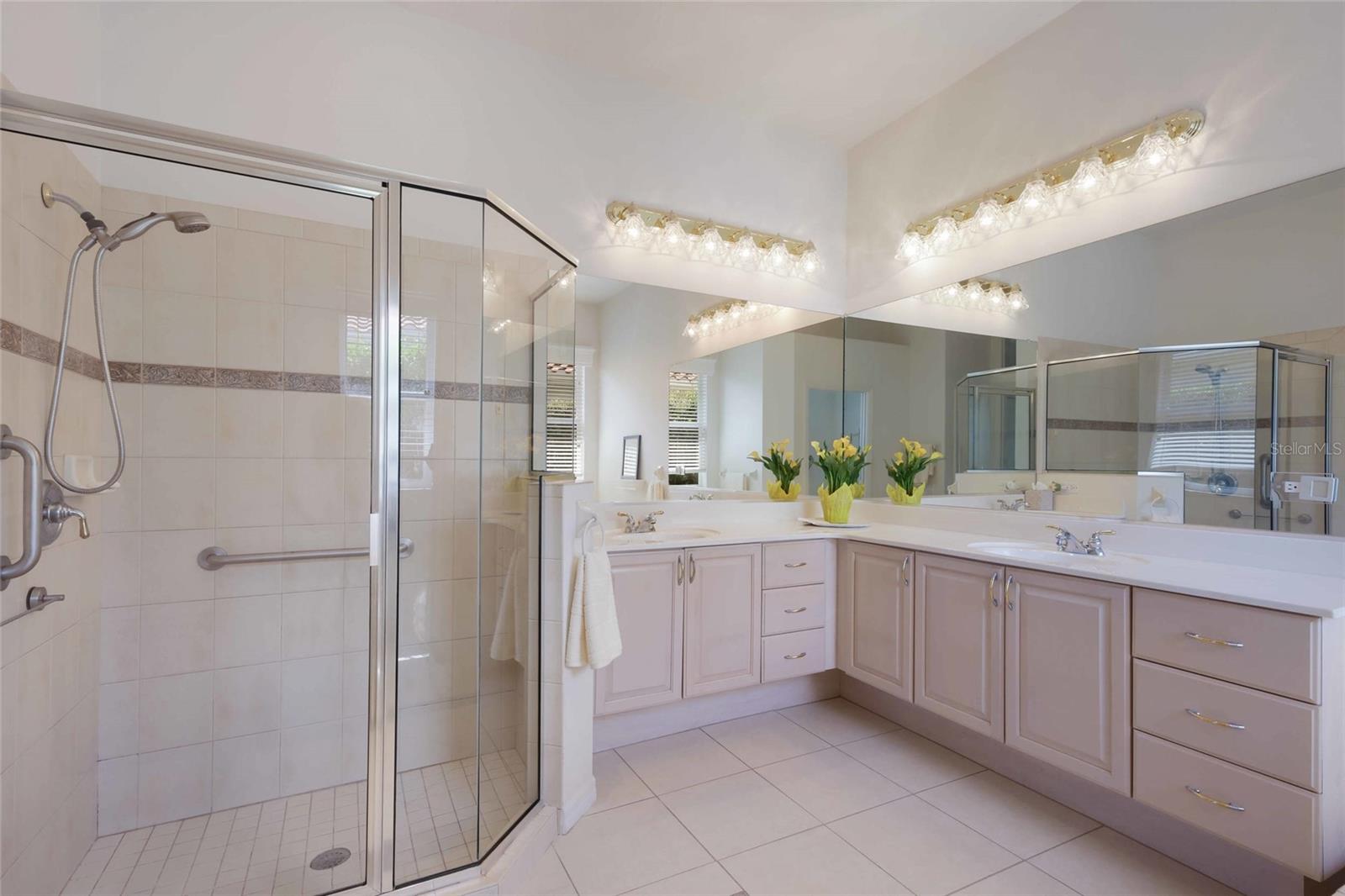 Image 18 of 43 For 8428 Misty Morning Court