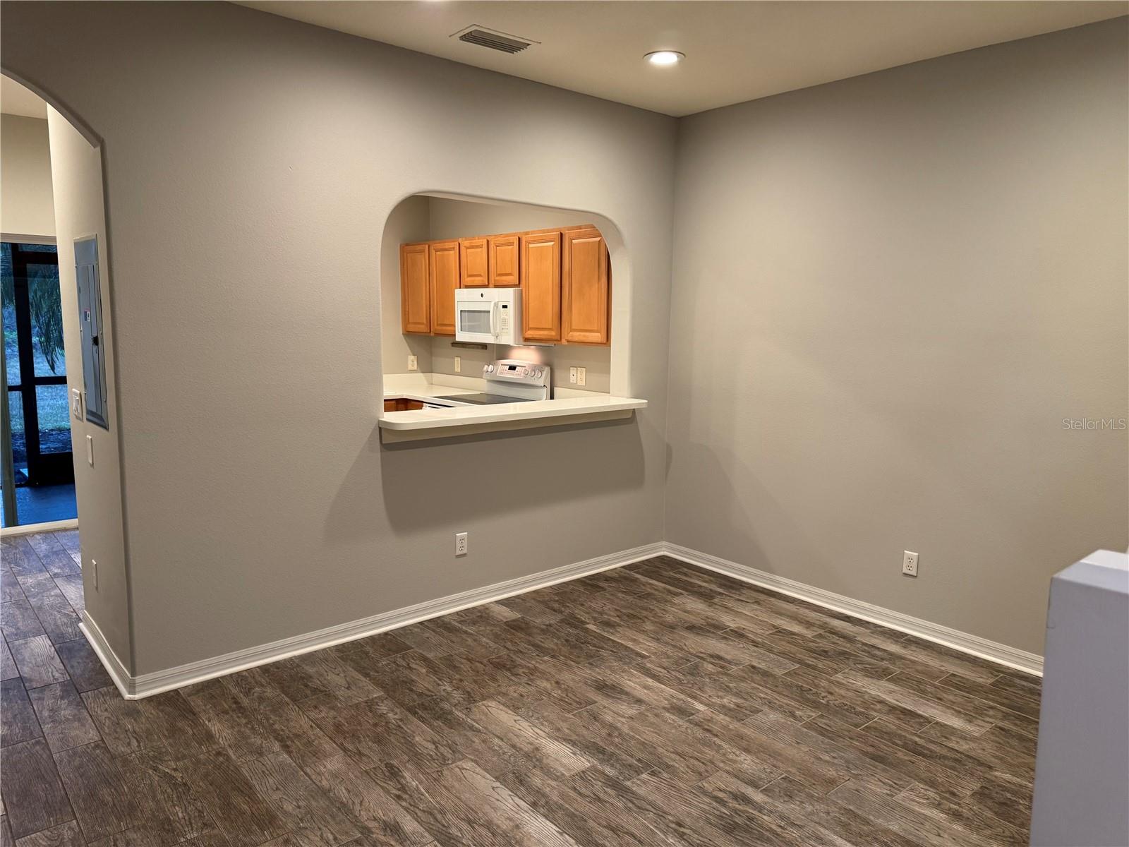 Image 8 of 22 For 280 Cape Harbour Loop 106