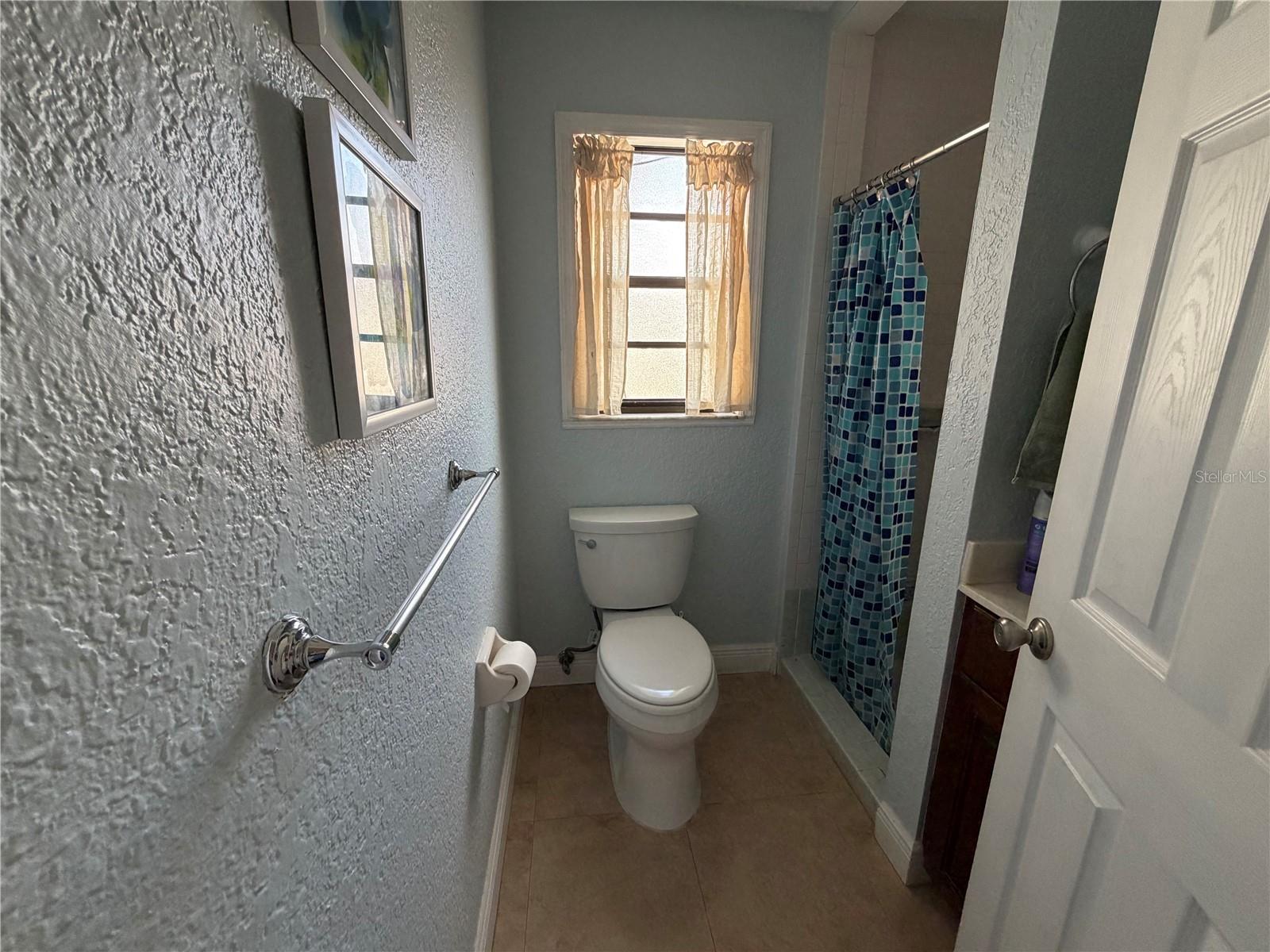 Image 11 of 29 For 1500 Crest Drive