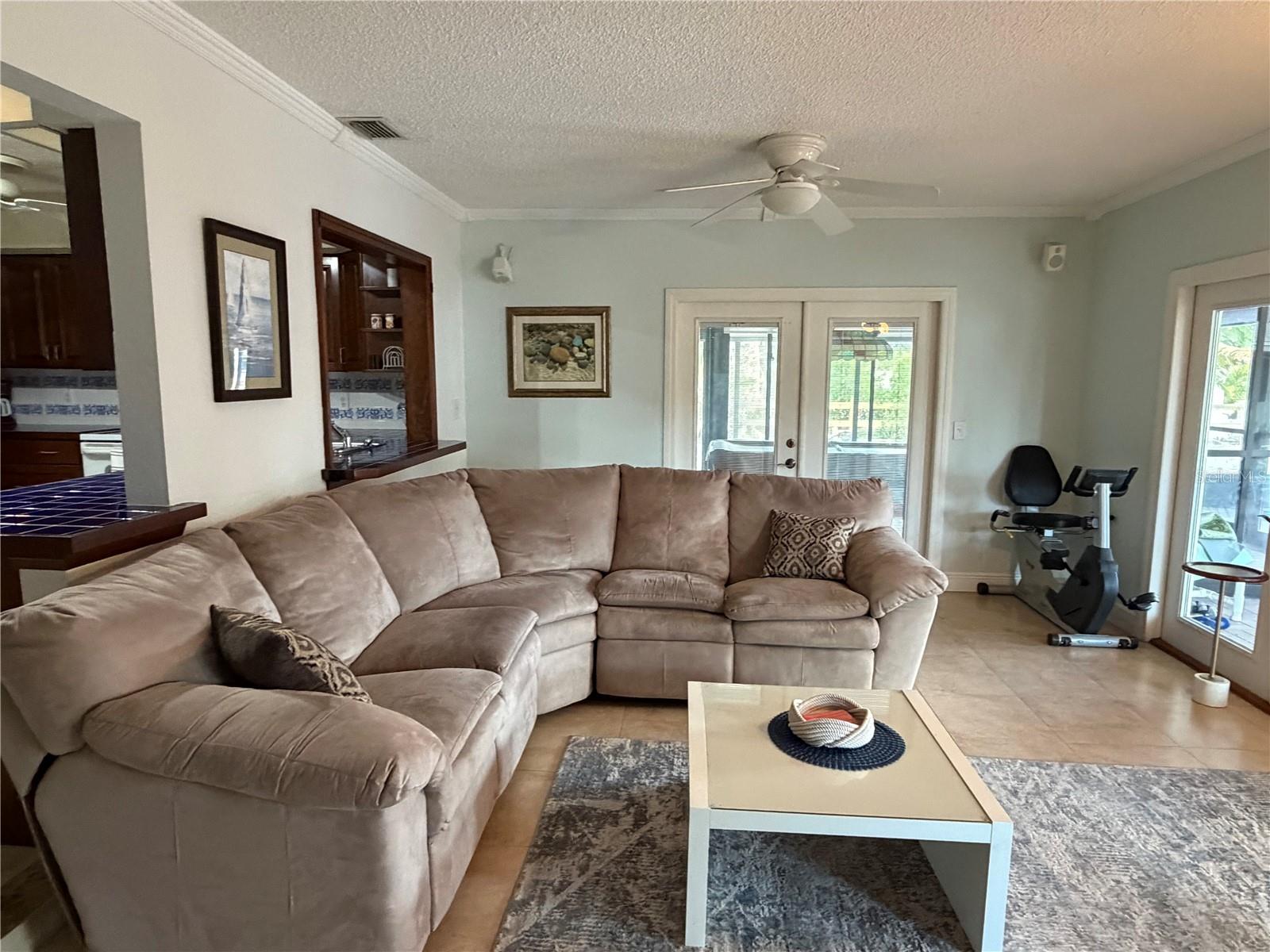 Image 14 of 29 For 1500 Crest Drive