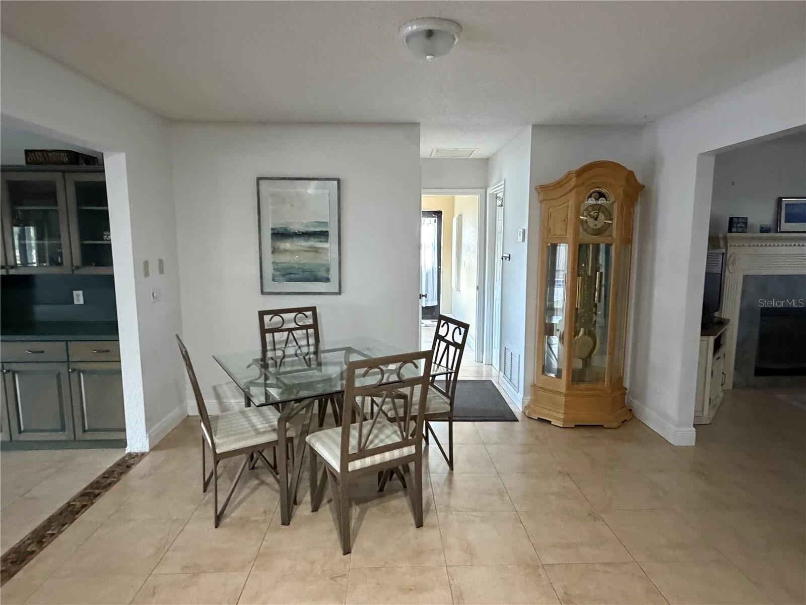 Image 16 of 29 For 1500 Crest Drive