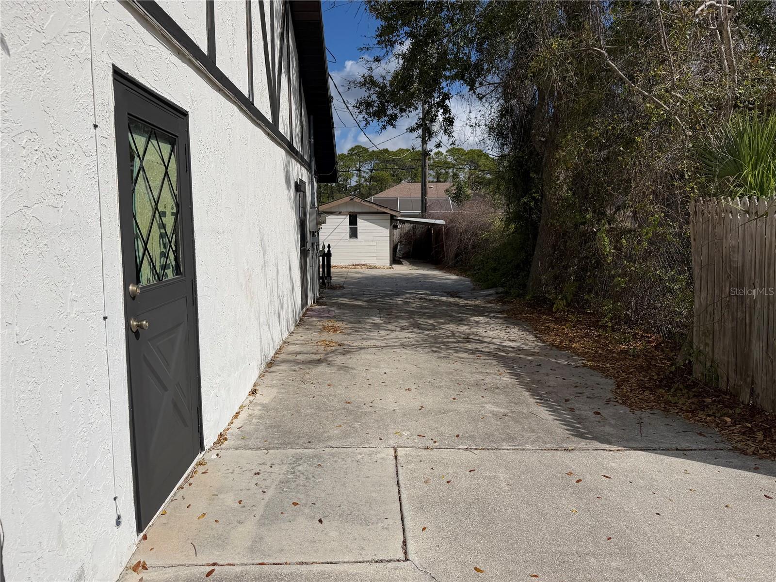 Image 2 of 29 For 1500 Crest Drive