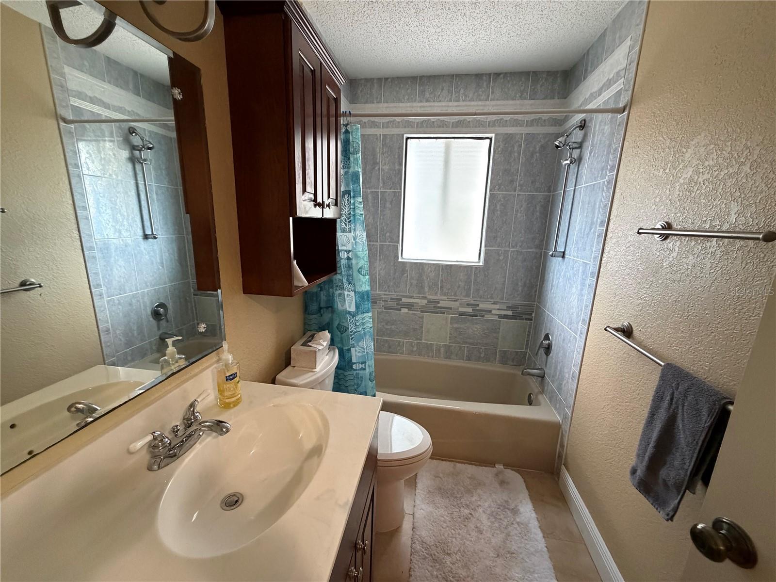 Image 20 of 29 For 1500 Crest Drive