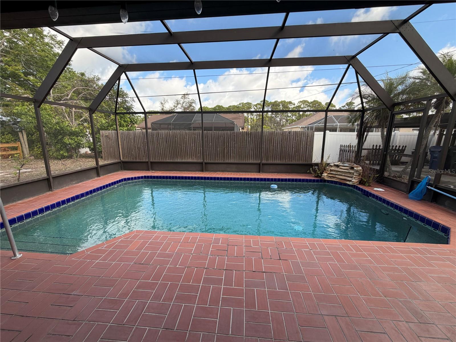 Image 28 of 29 For 1500 Crest Drive