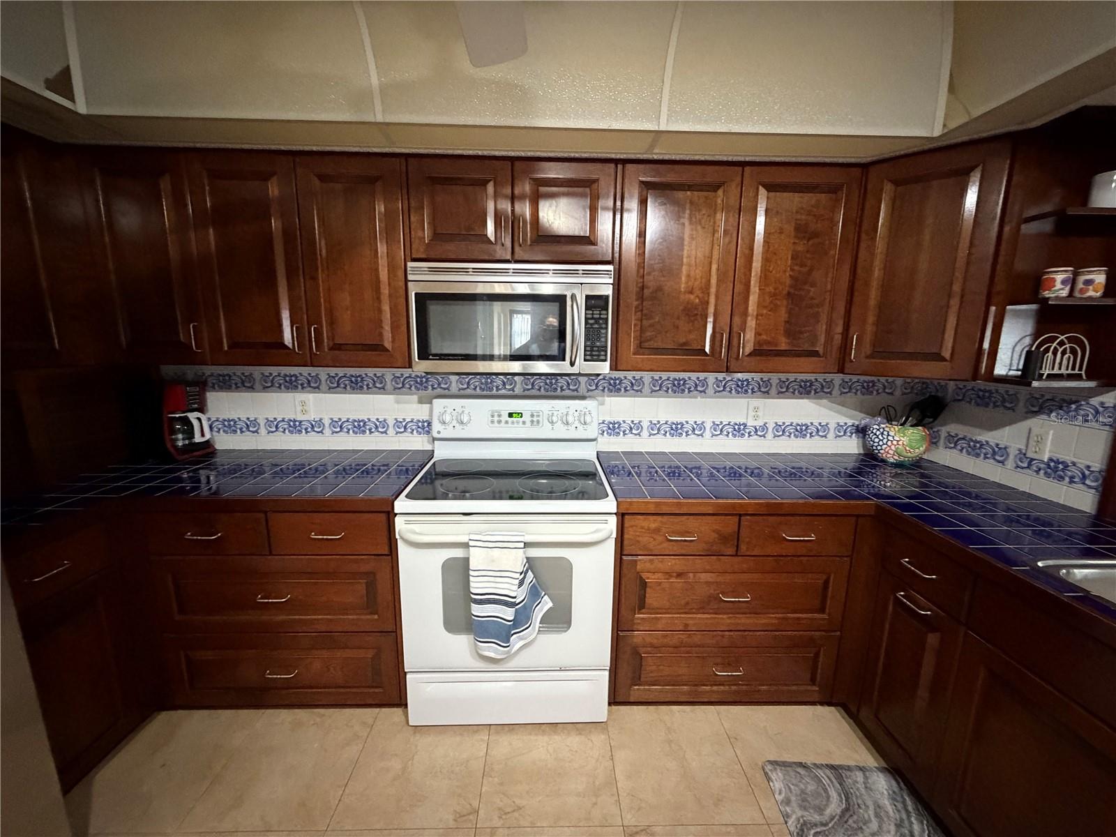 Image 7 of 29 For 1500 Crest Drive