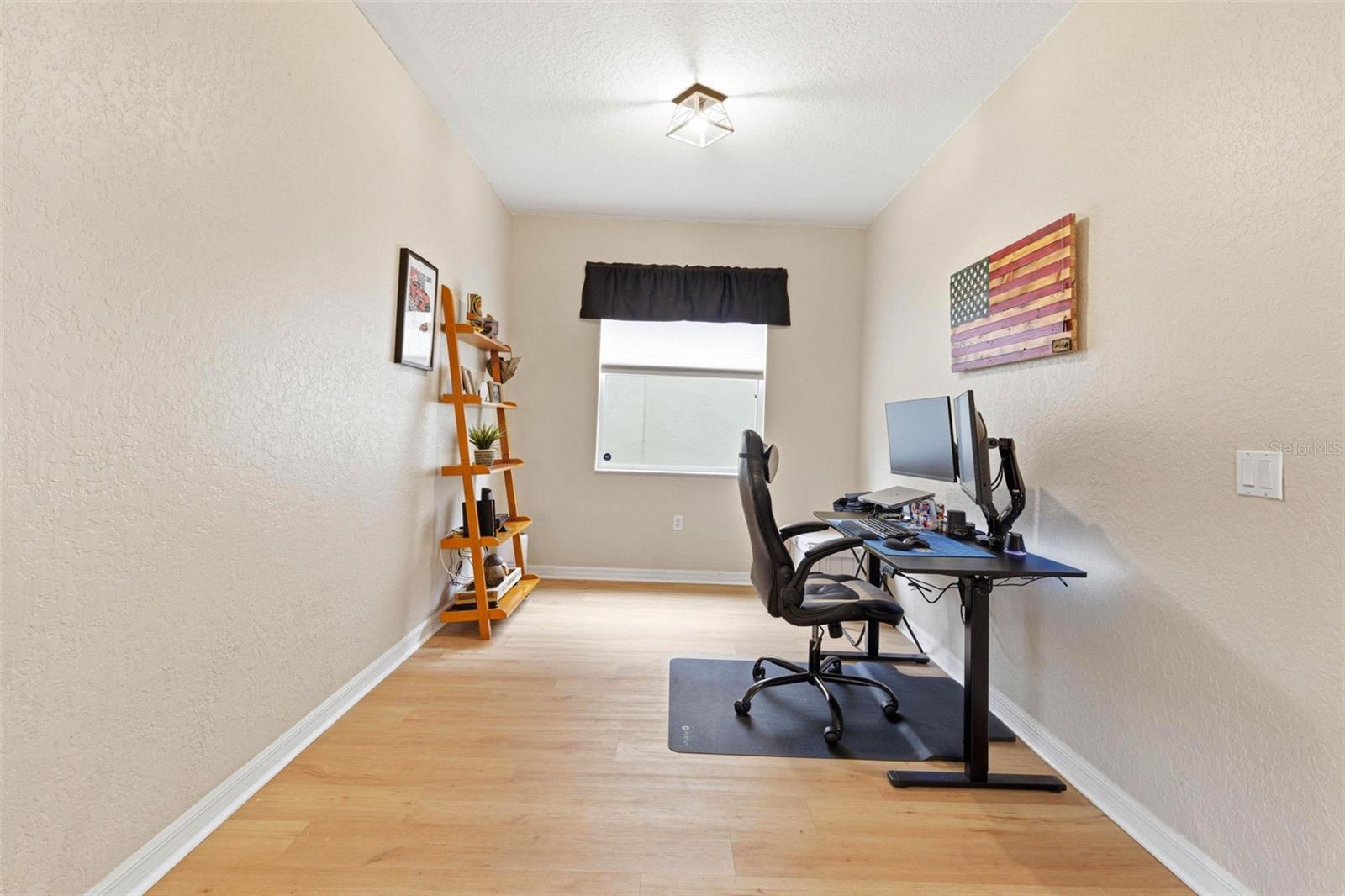 Image 19 of 44 For 7031 Chatum Light Run