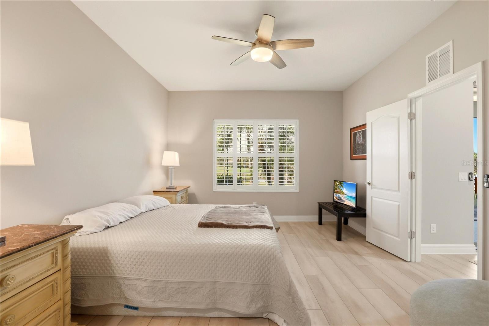 Image 16 of 47 For 8142 Miramar Way