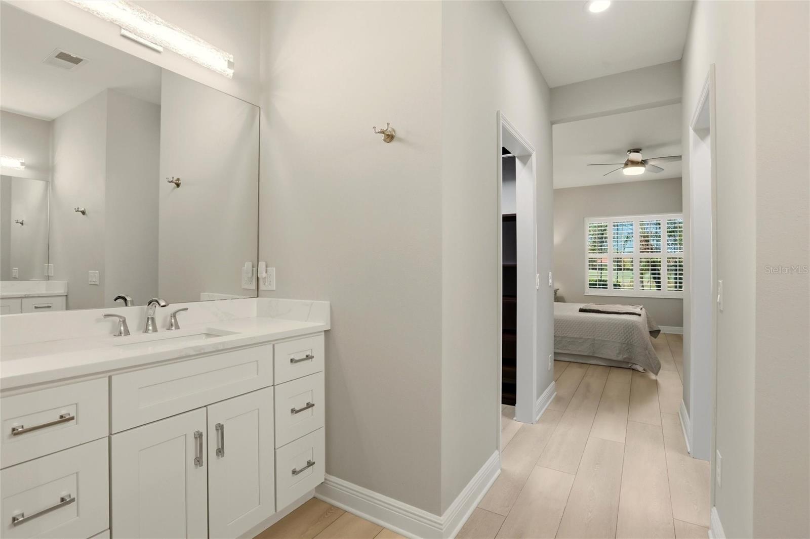 Image 19 of 47 For 8142 Miramar Way