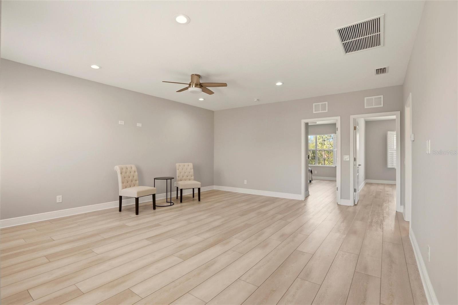 Image 23 of 47 For 8142 Miramar Way