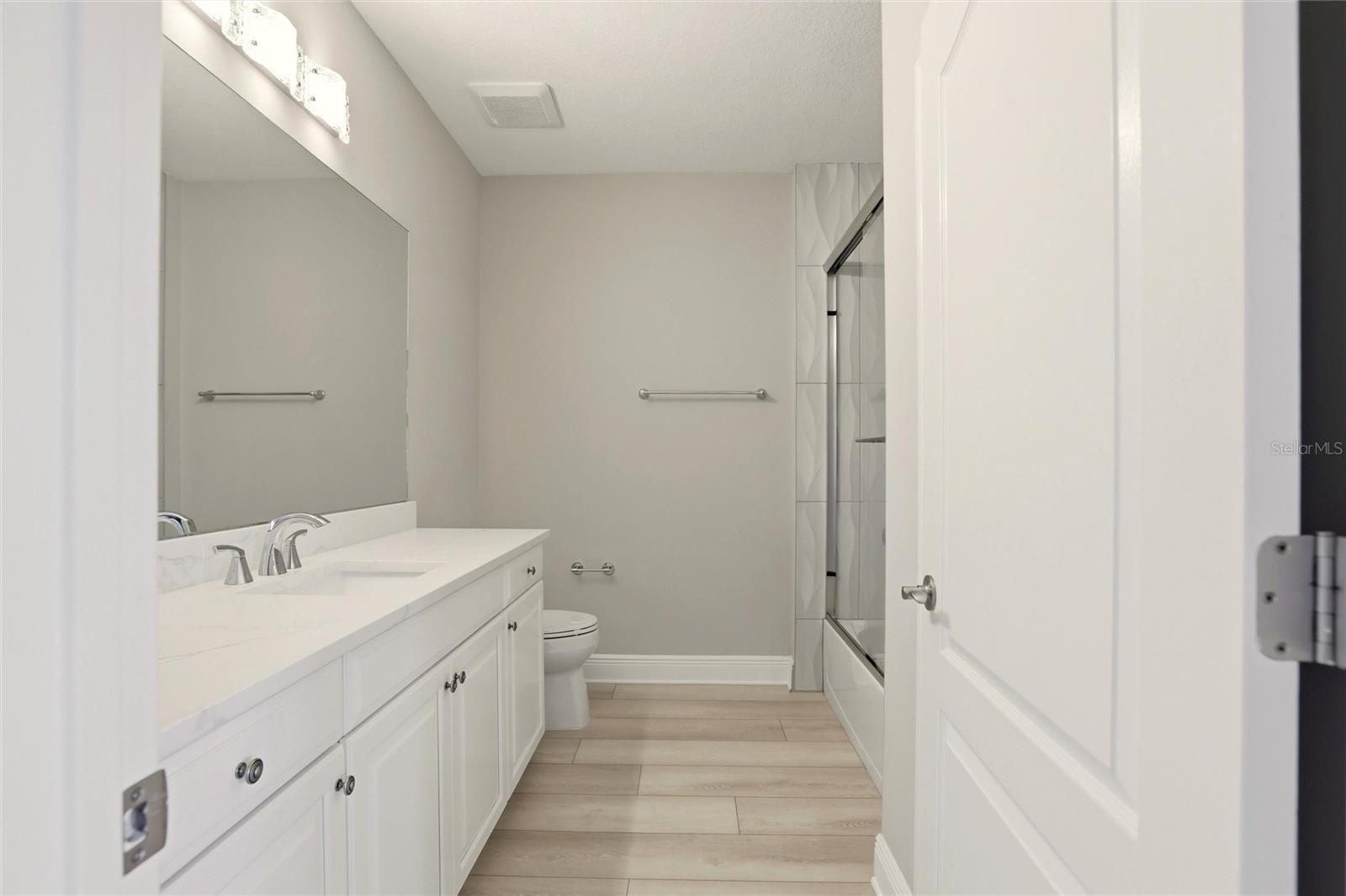 Image 25 of 47 For 8142 Miramar Way