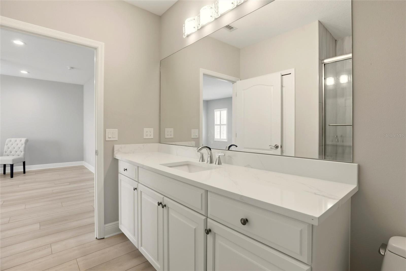 Image 27 of 47 For 8142 Miramar Way