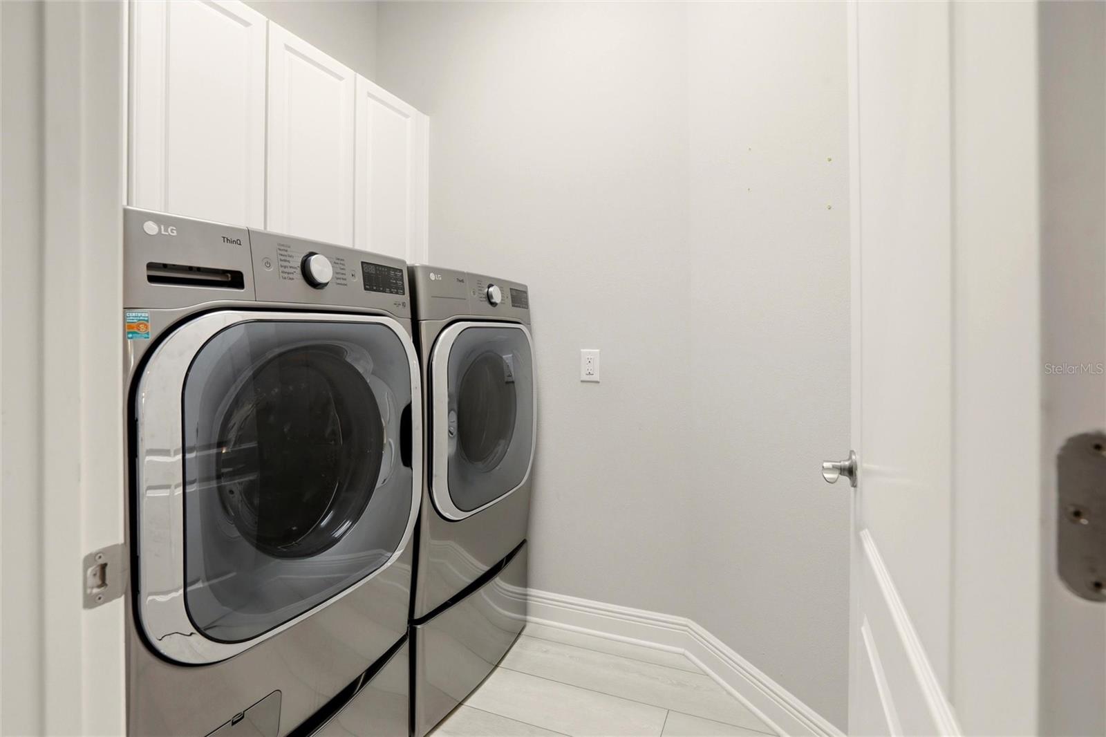 Image 31 of 47 For 8142 Miramar Way