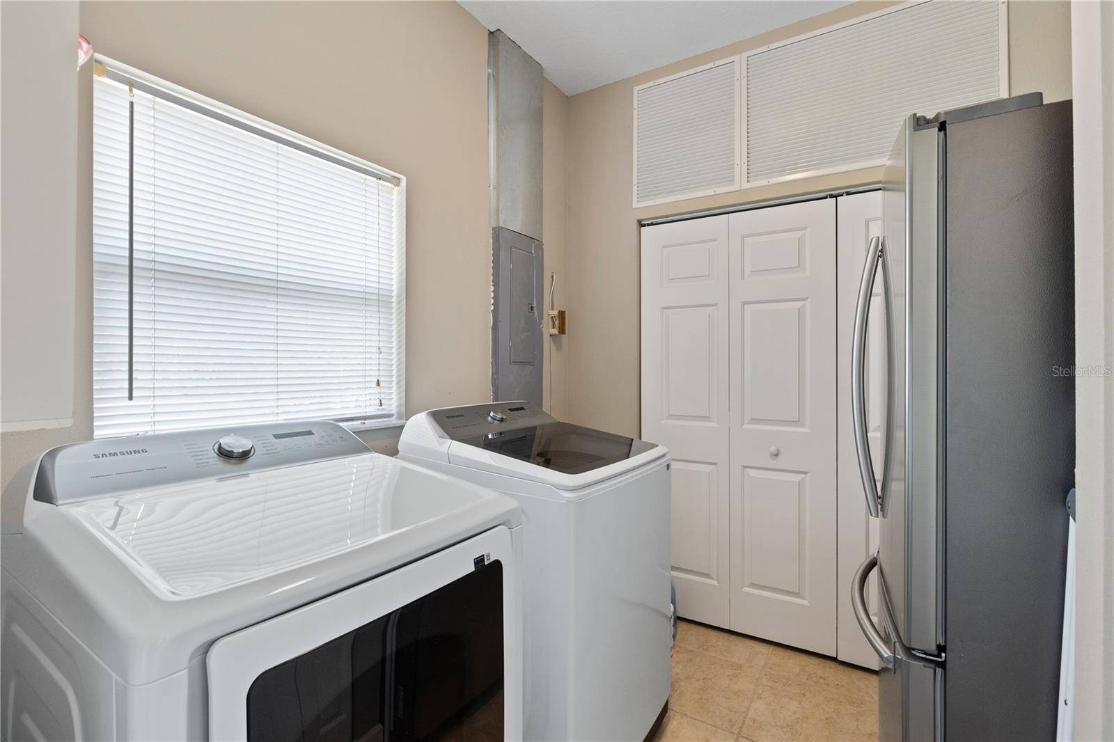 Image 21 of 45 For 27350 San Carlos Drive