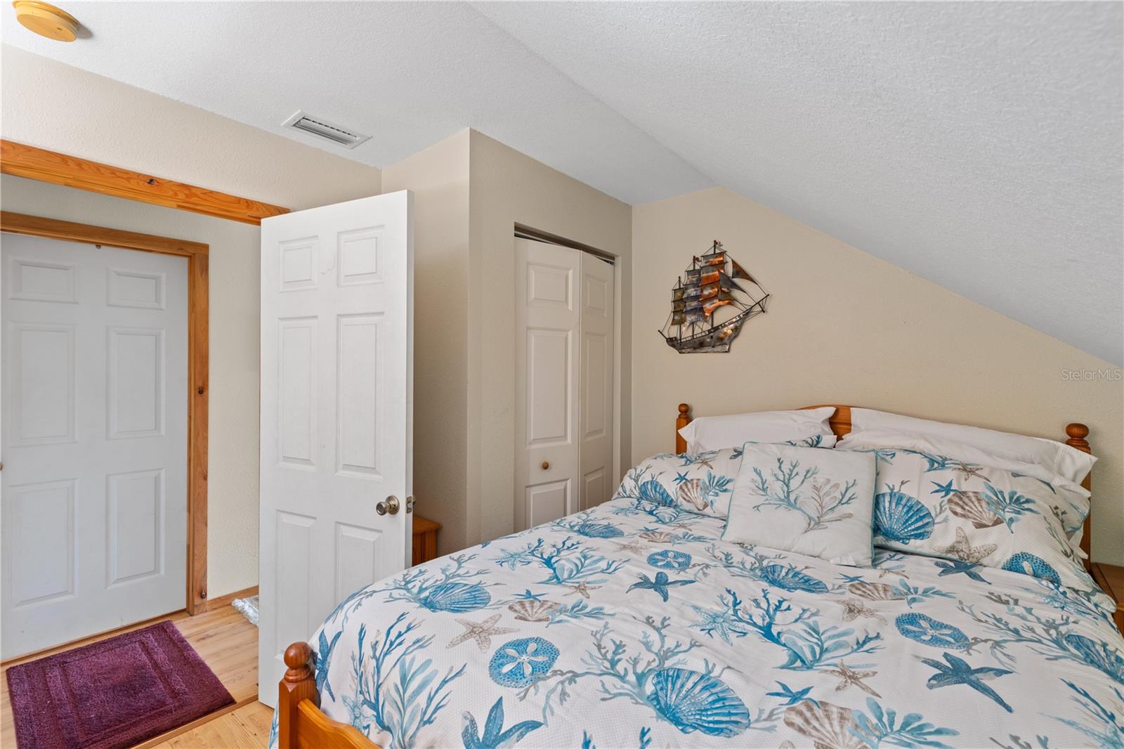 Image 44 of 45 For 27350 San Carlos Drive