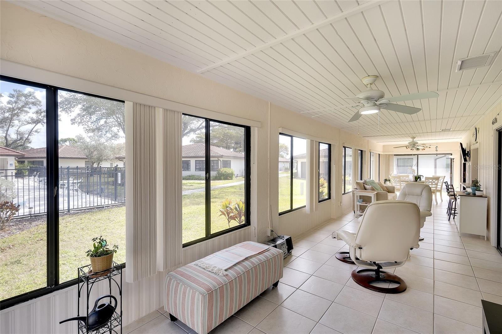 Image 22 of 34 For 6004 Vivienda Drive 8