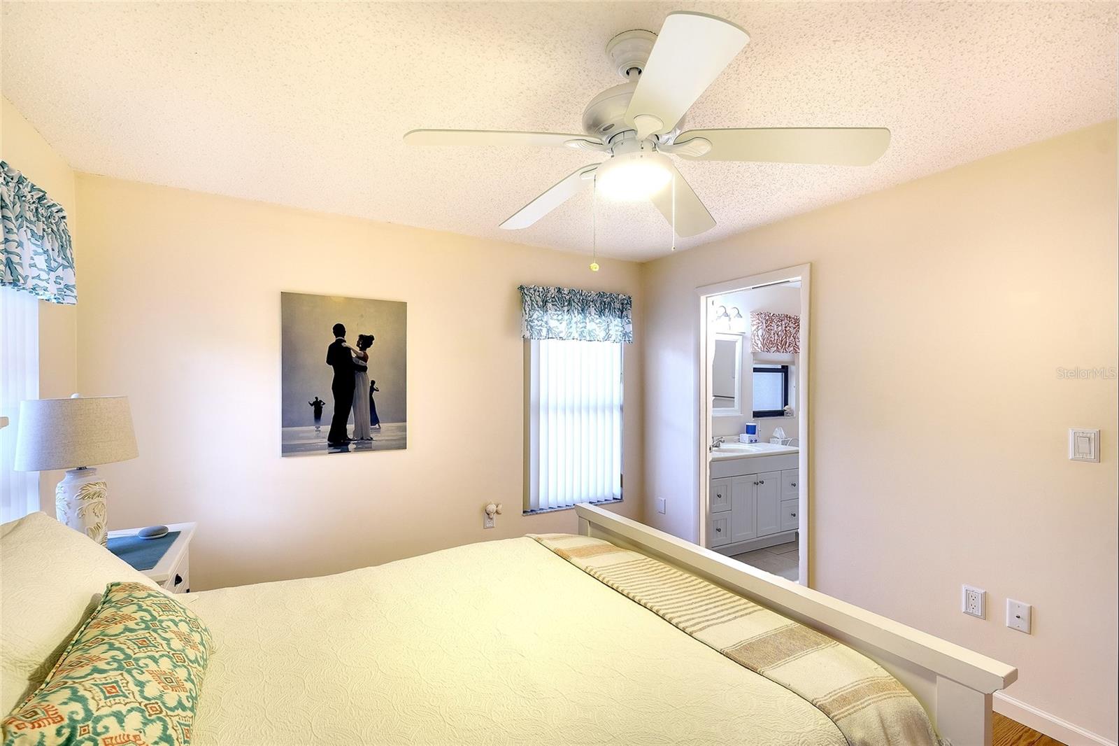 Image 9 of 34 For 6004 Vivienda Drive 8