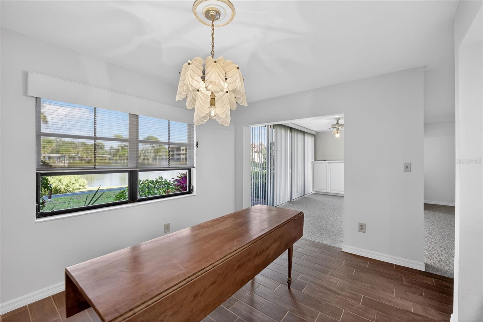 Image 20 of 68 For 23465 Harborview Road 814