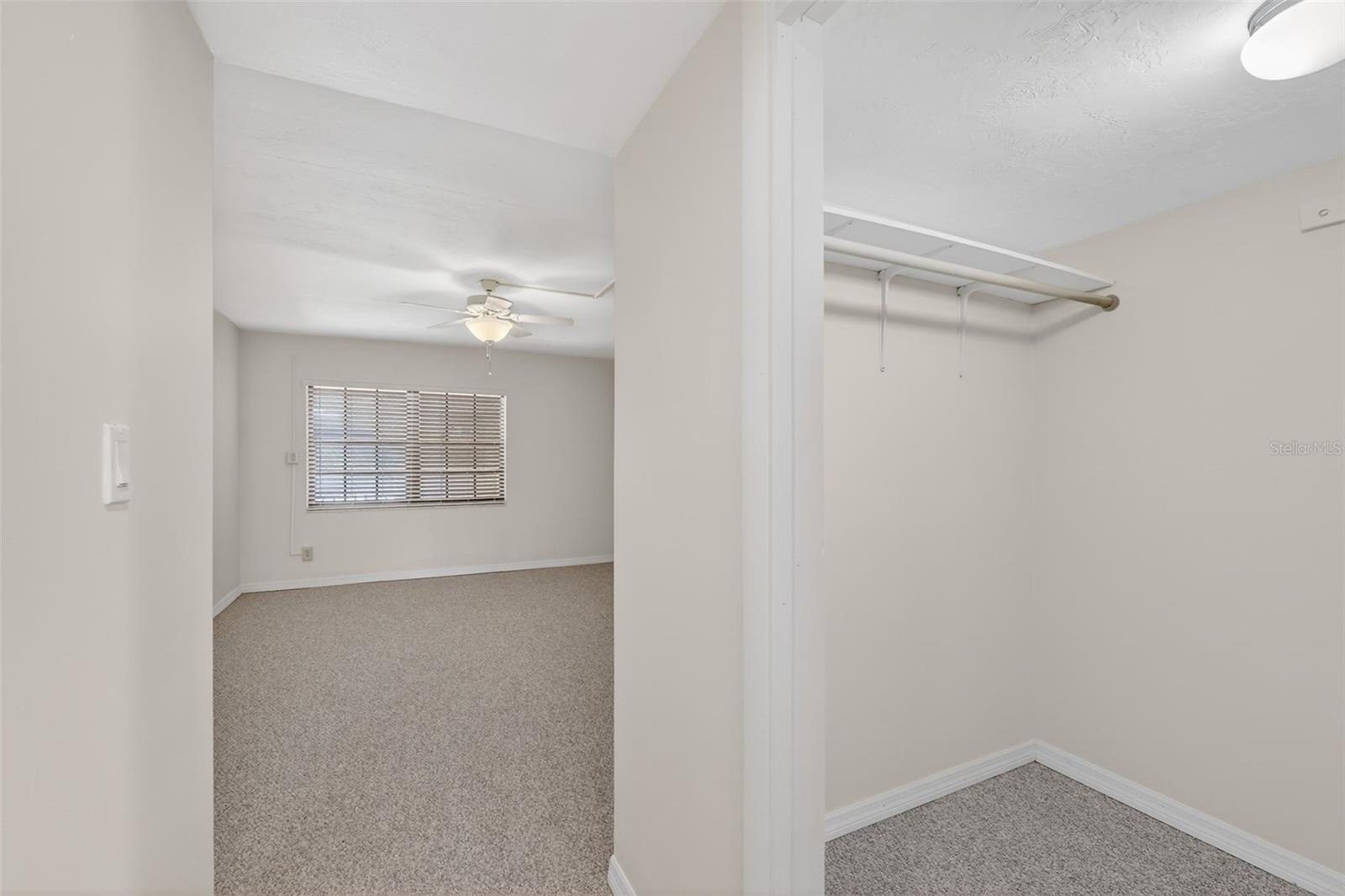 Image 28 of 68 For 23465 Harborview Road 814