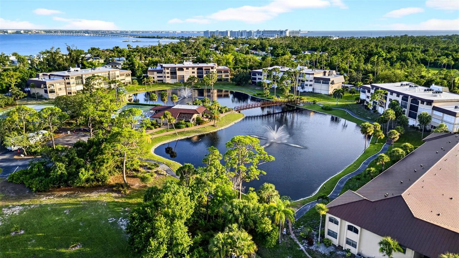 Image 53 of 68 For 23465 Harborview Road 814