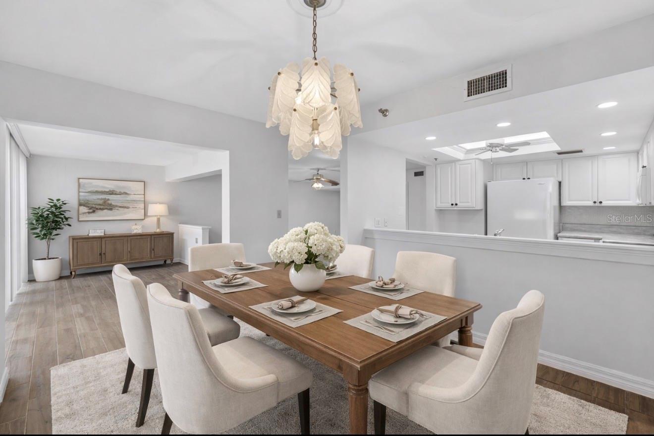 Image 8 of 68 For 23465 Harborview Road 814