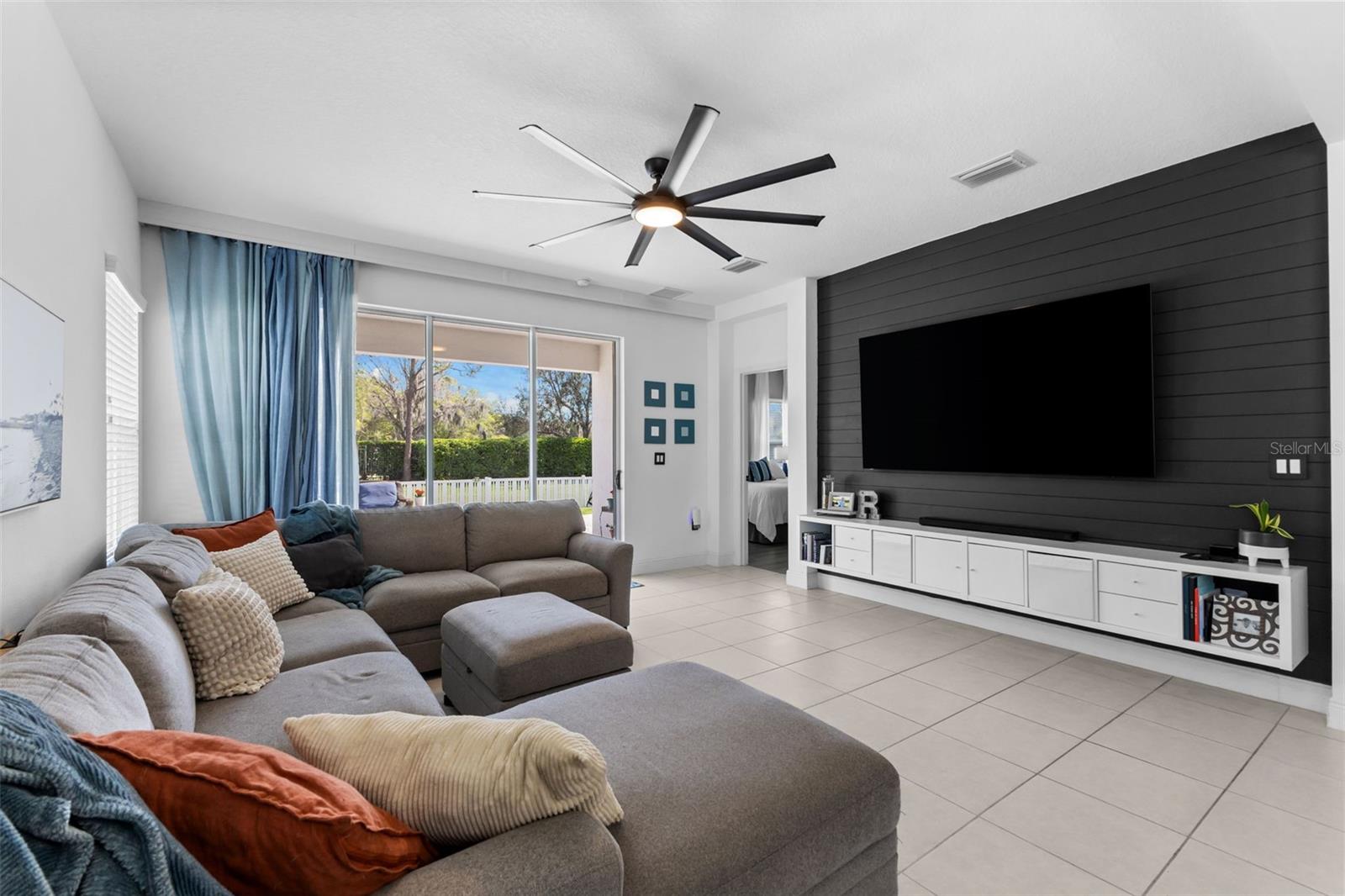 Image 8 of 38 For 1316 Thornbury Drive