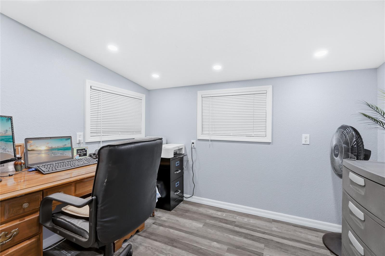 Image 27 of 50 For 2810 14th Street W