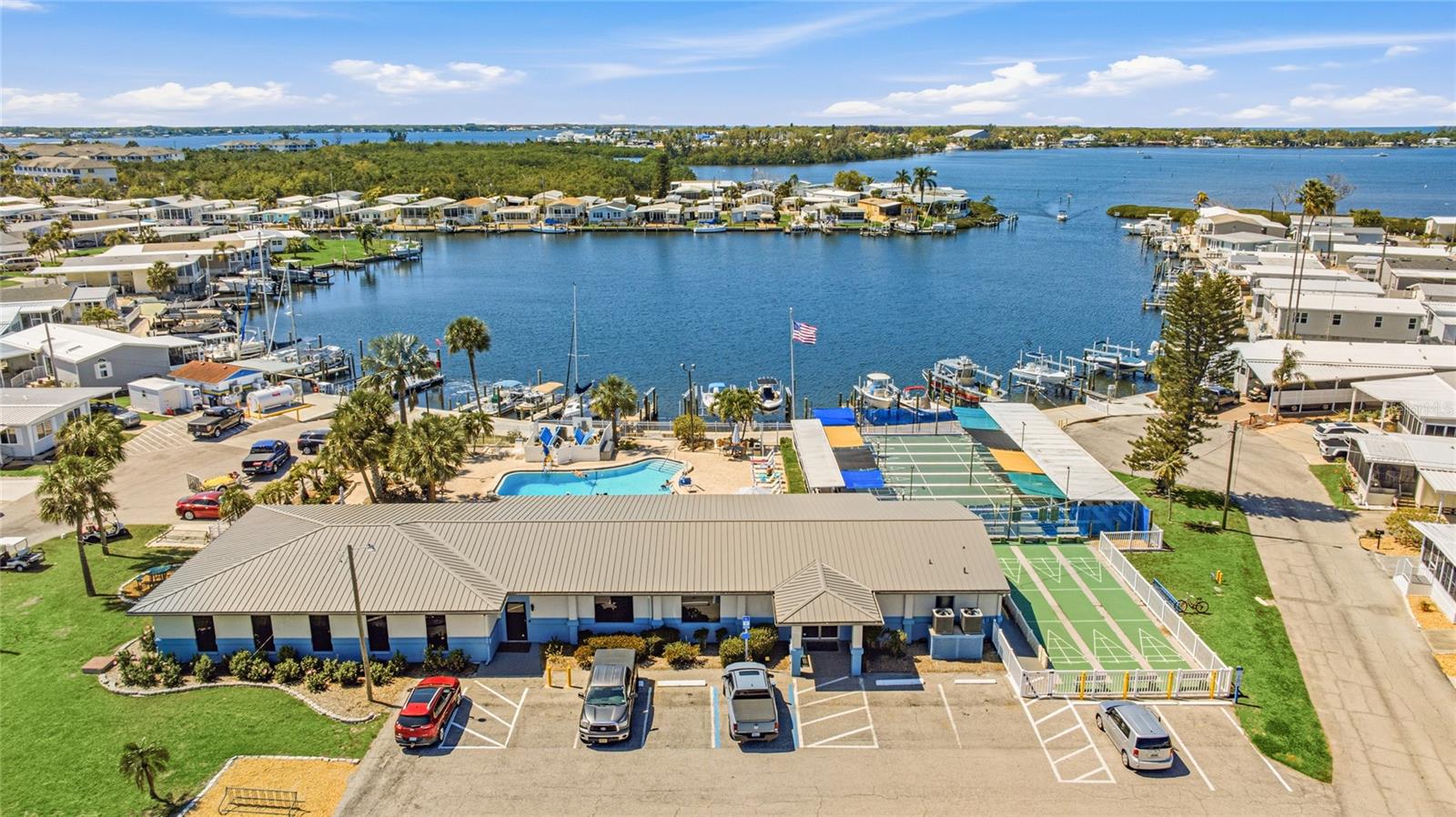 Image 33 of 50 For 2810 14th Street W