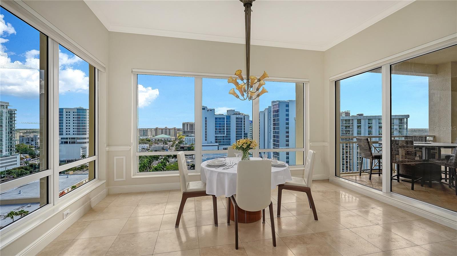 Image 11 of 40 For 35 Watergate Drive 1506