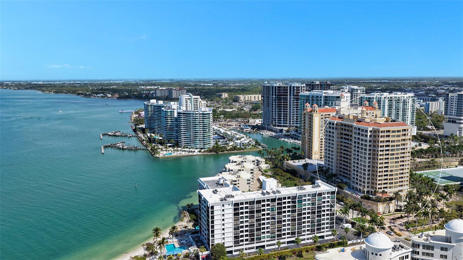 Image 32 of 40 For 35 Watergate Drive 1506