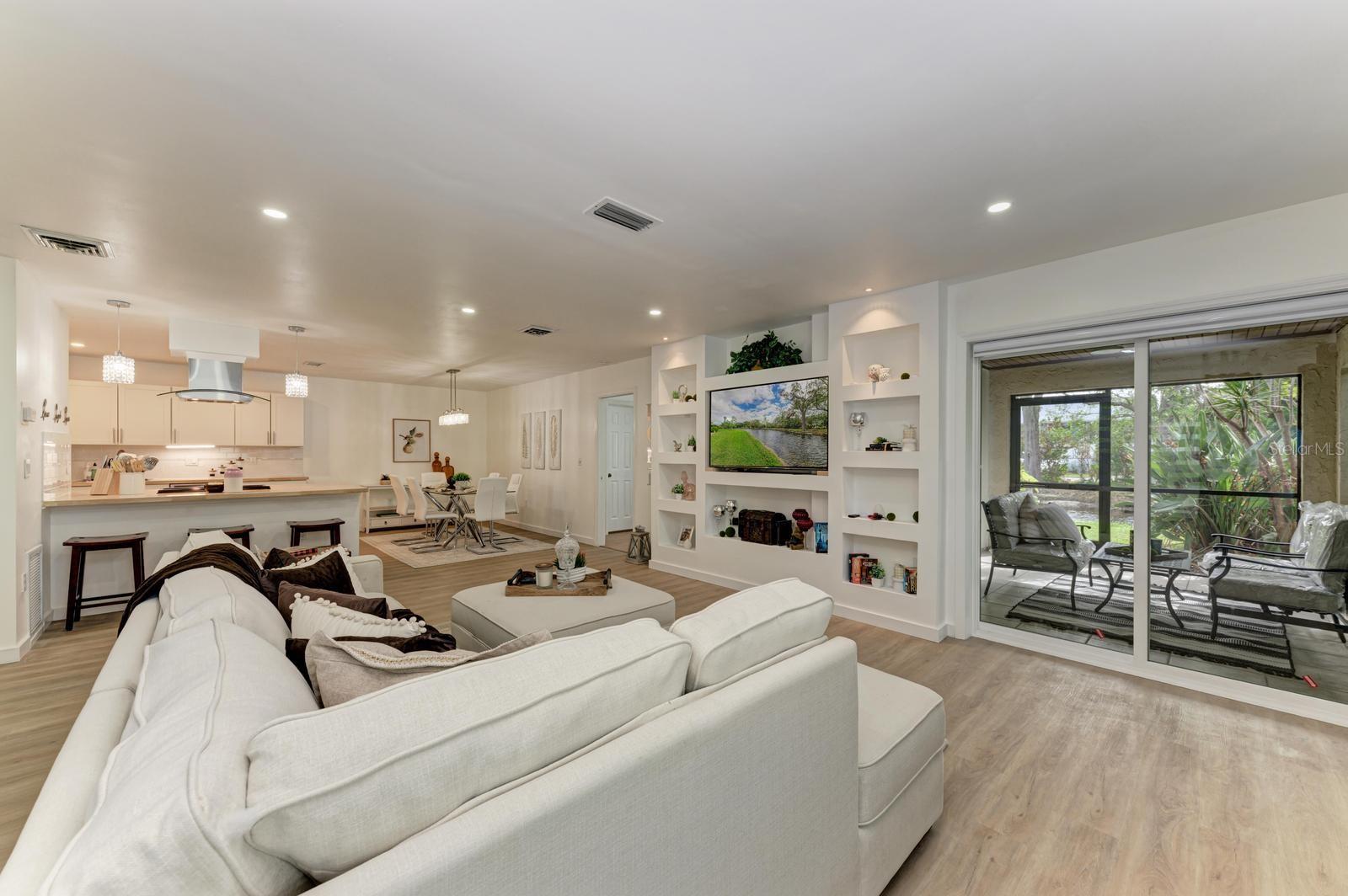 Image 6 of 23 For 3316 Vivienda Boulevard