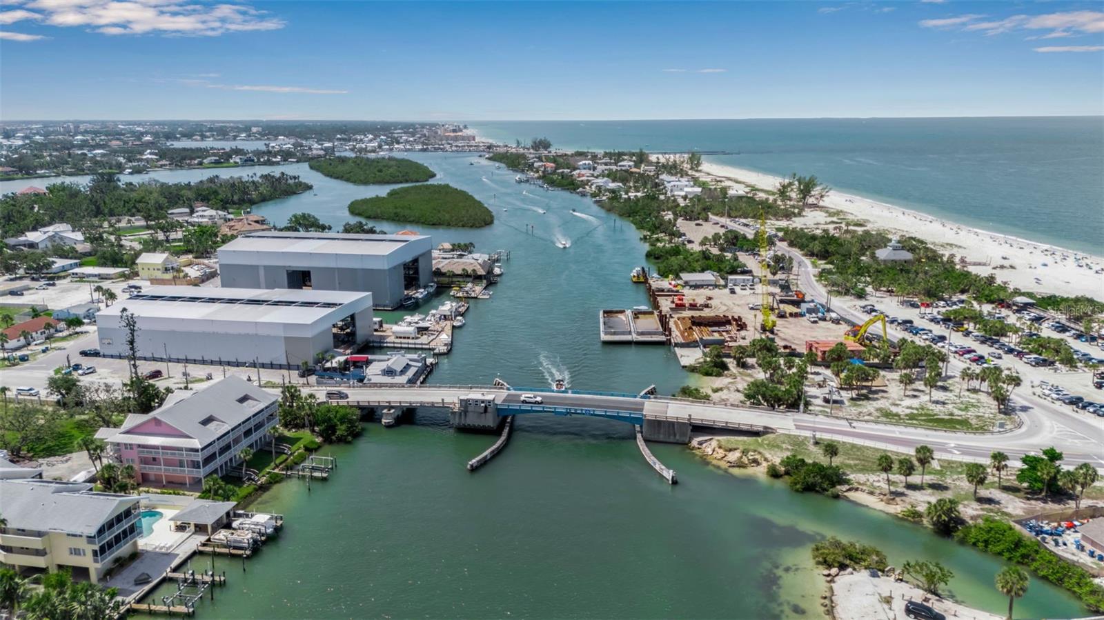 Image 14 of 94 For 105 Shore Road