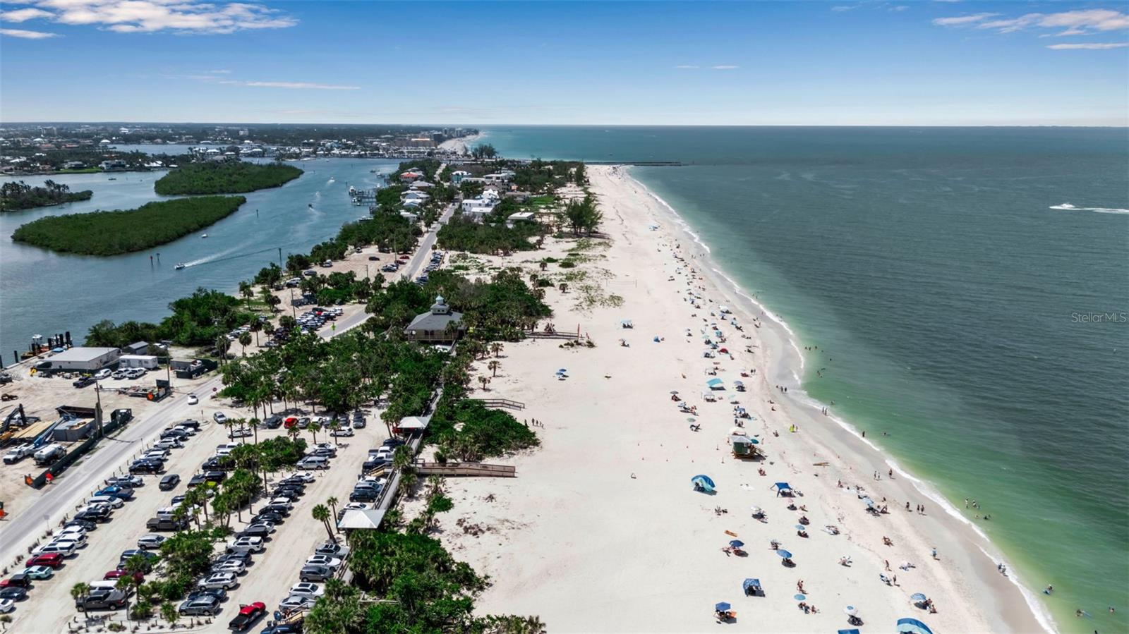 Image 16 of 94 For 105 Shore Road