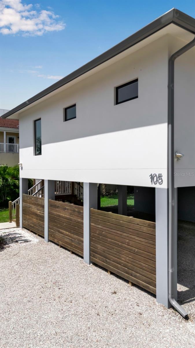 Image 24 of 94 For 105 Shore Road