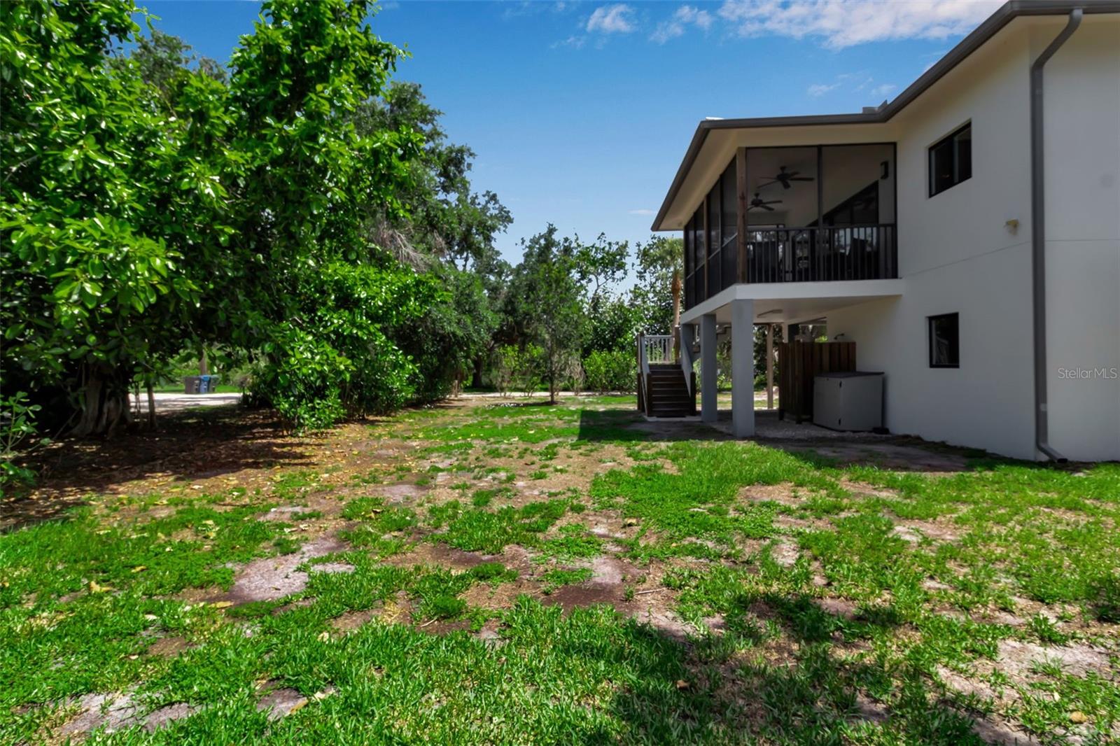 Image 35 of 94 For 105 Shore Road