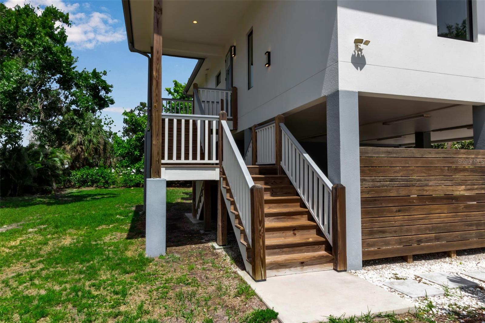 Image 38 of 94 For 105 Shore Road