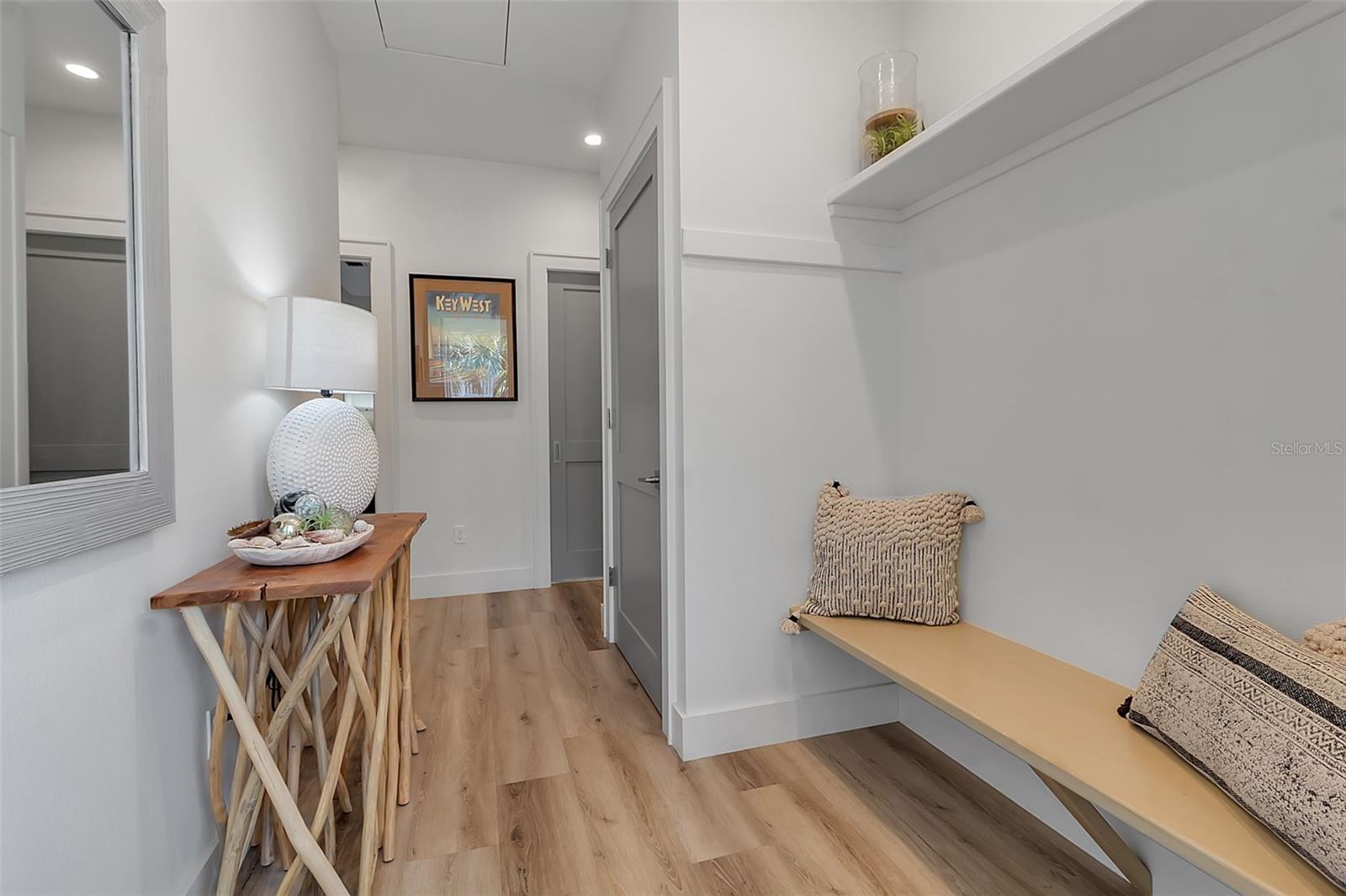 Image 46 of 94 For 105 Shore Road