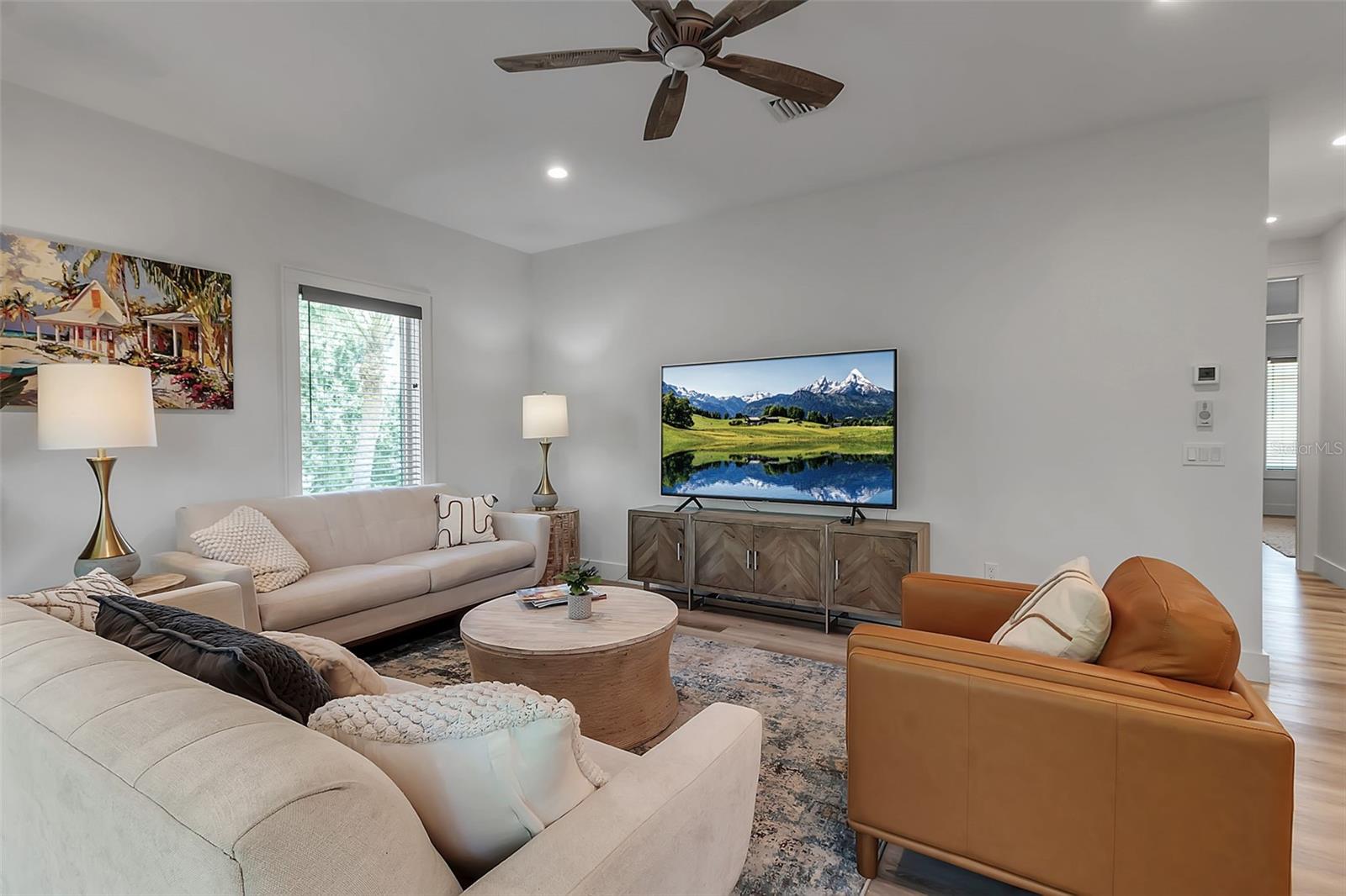 Image 51 of 94 For 105 Shore Road