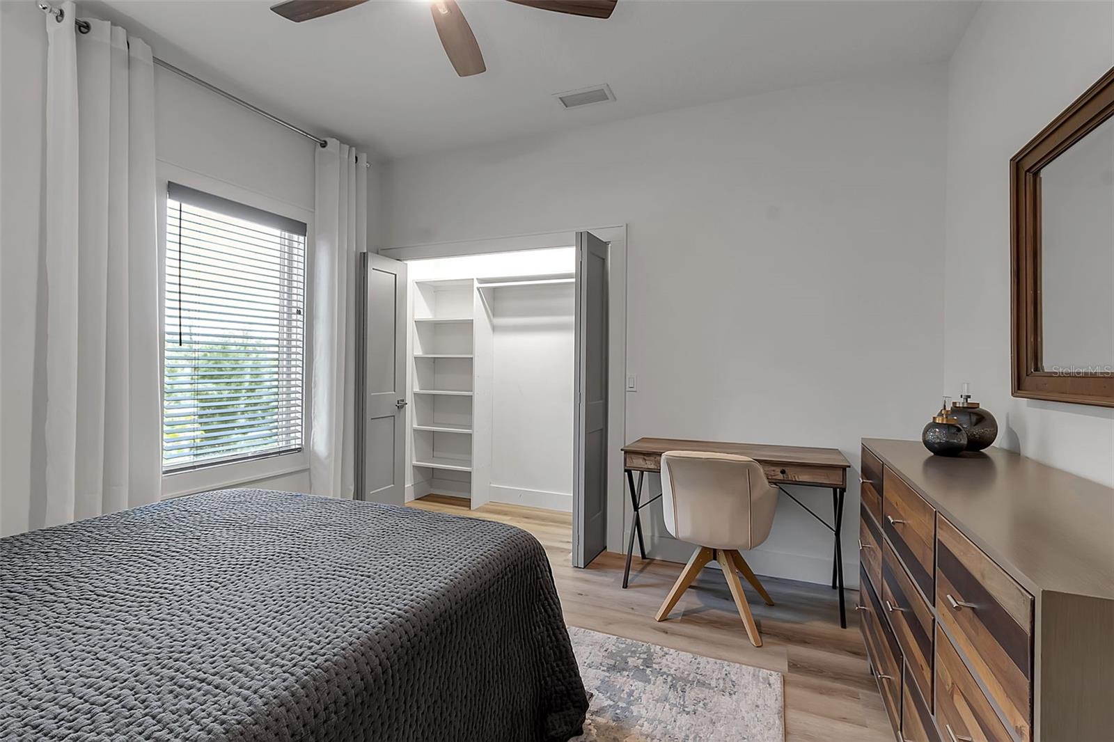 Image 71 of 94 For 105 Shore Road