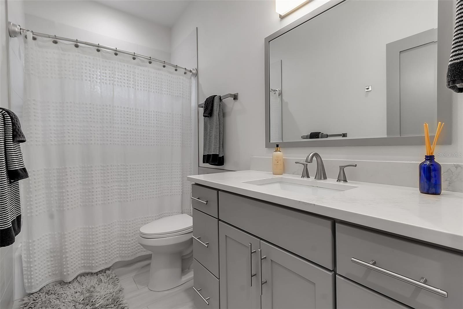 Image 73 of 94 For 105 Shore Road