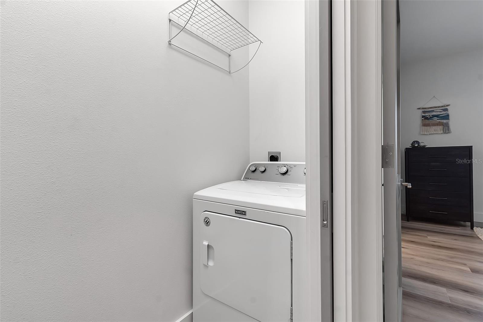 Image 77 of 94 For 105 Shore Road