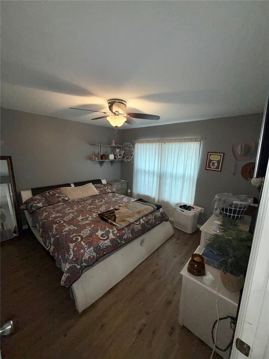 Image 6 of 16 For 1224 Carnahan Avenue