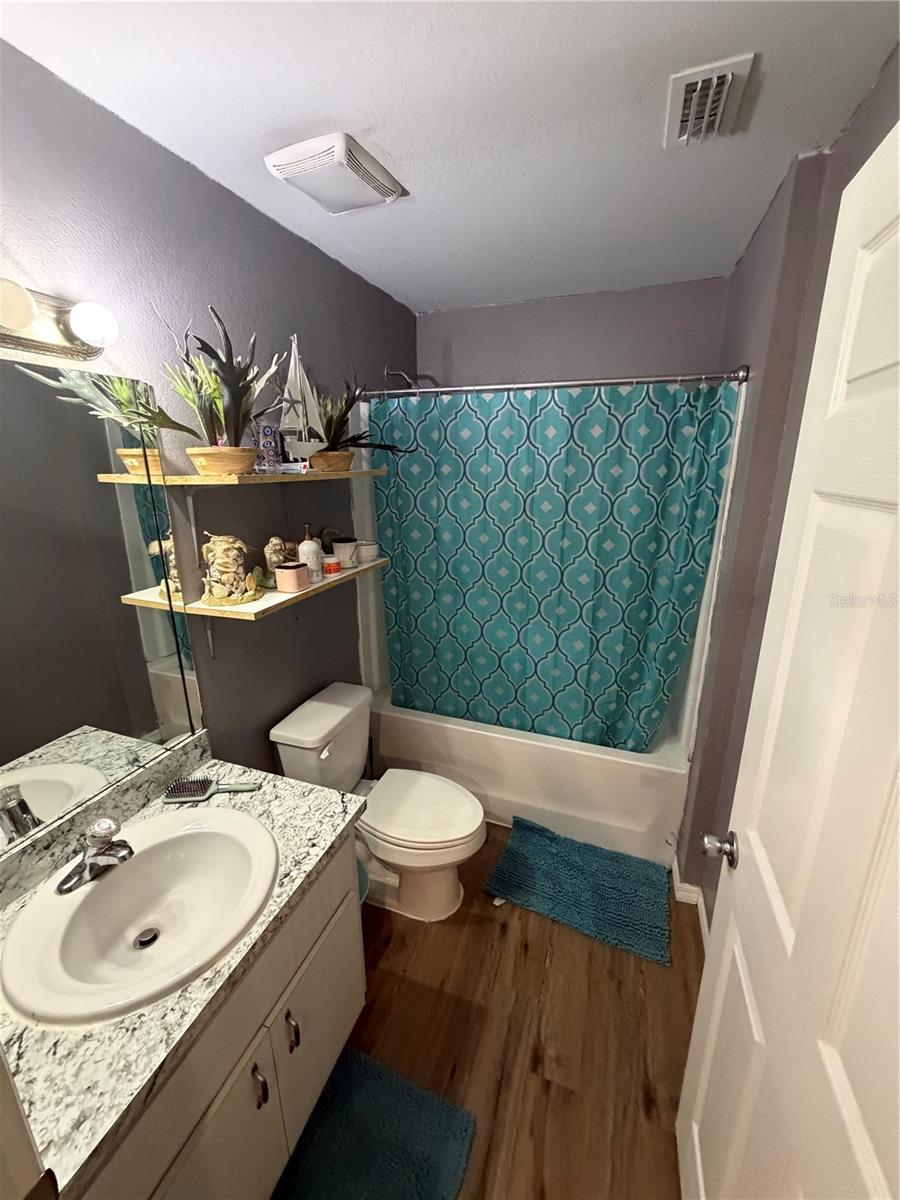 Image 9 of 16 For 1224 Carnahan Avenue