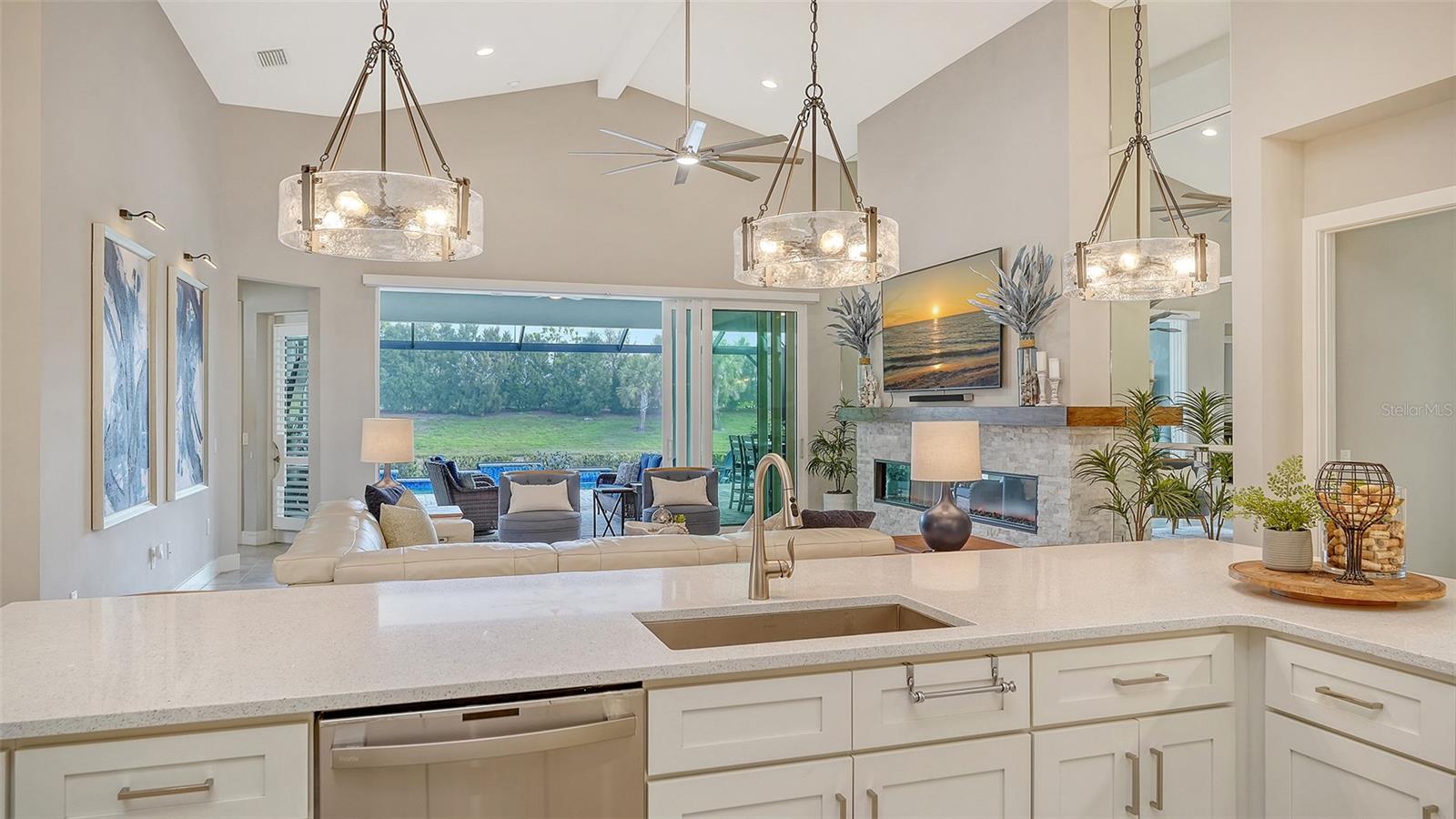 Image 18 of 100 For 8278 Grande Shores Drive