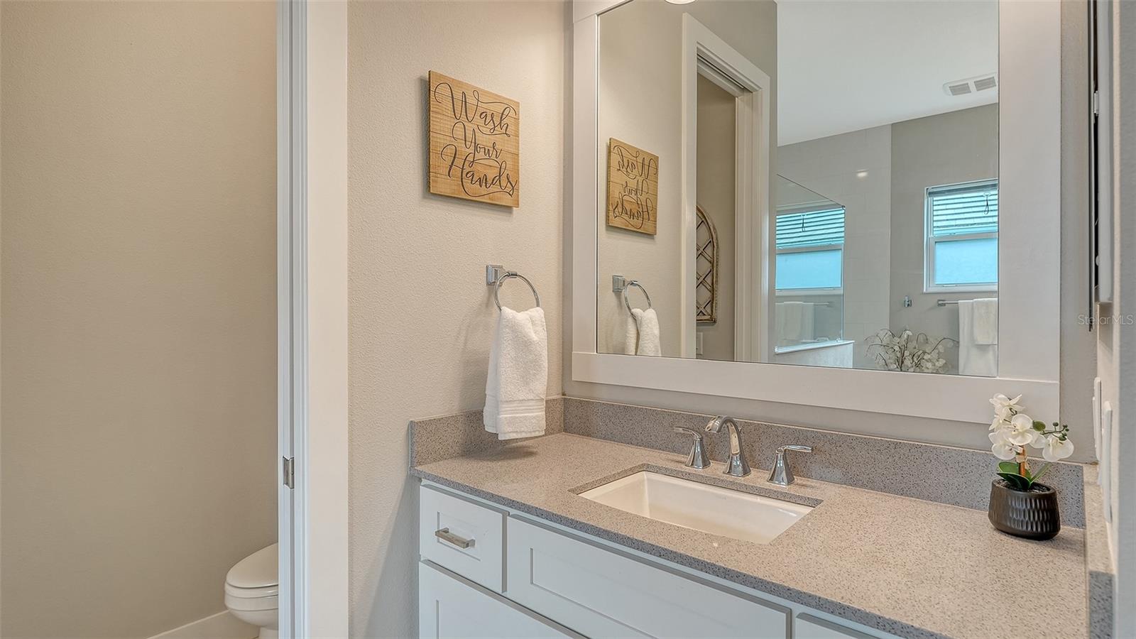 Image 33 of 100 For 8278 Grande Shores Drive