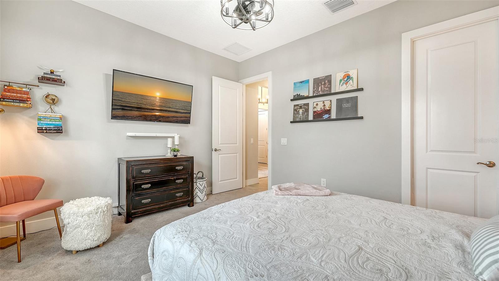 Image 39 of 100 For 8278 Grande Shores Drive