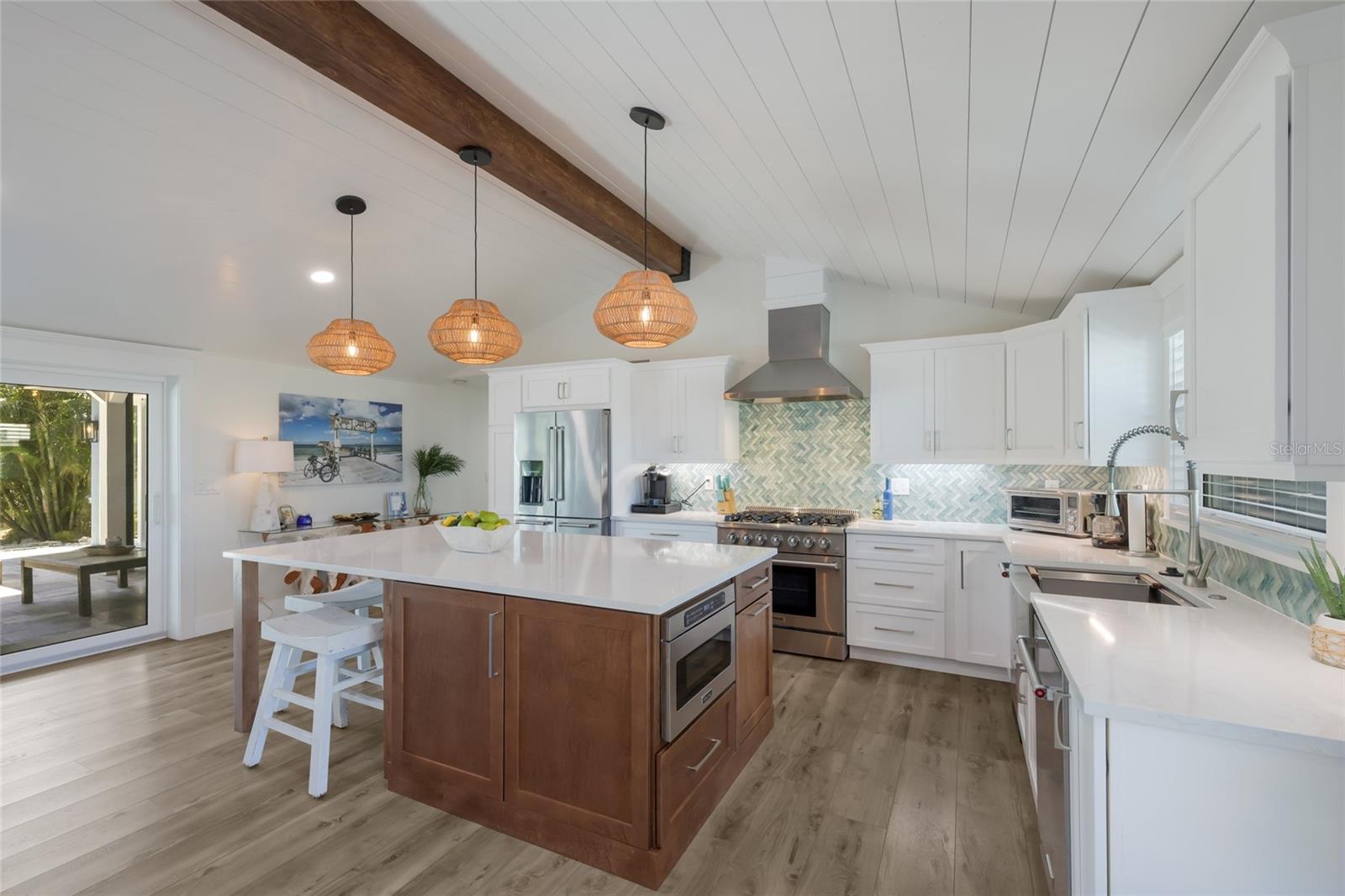 Image 12 of 46 For 517 70th Street